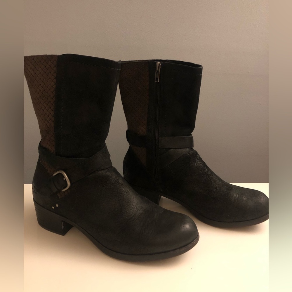 UGG Boots Black and Brown Leather EUC